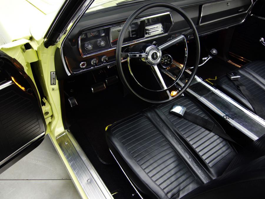  Plymouth Belvedere GTX 426 Hemi Convertible 1967 года  (фото 5 из 11)